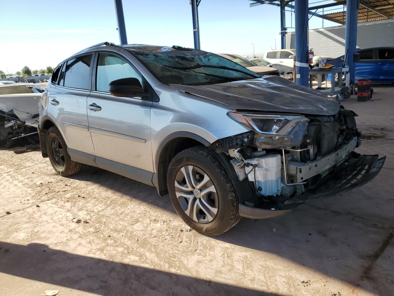 VIN 2T3BFREV0HW672924 2017 TOYOTA RAV4 no.4