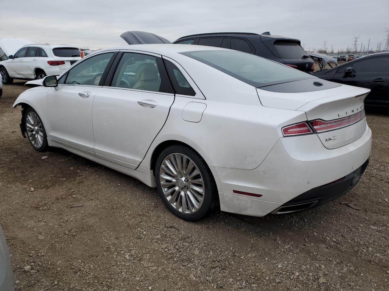 2015 Lincoln MKZ - Image 2