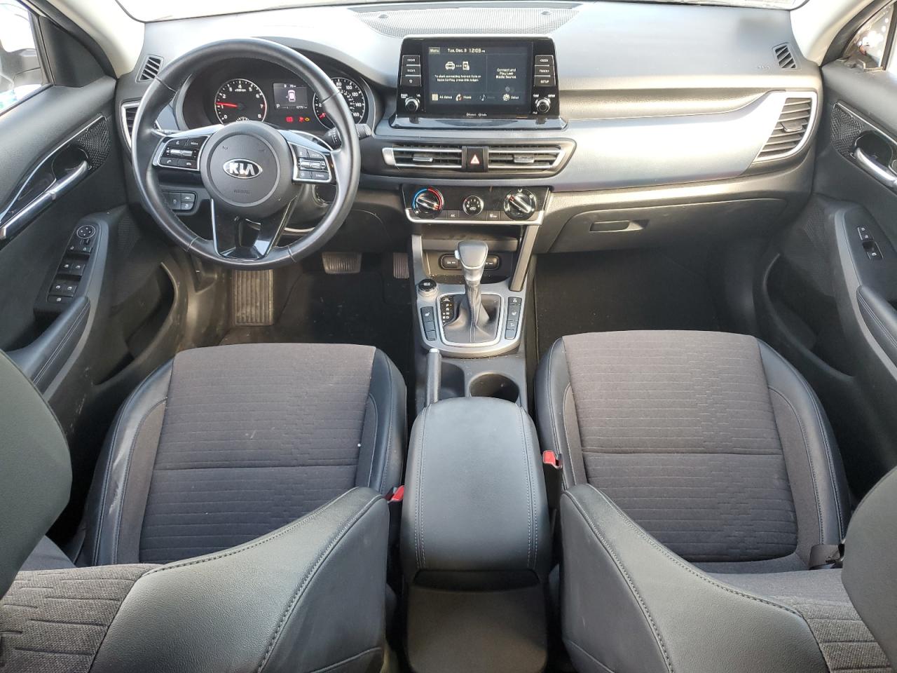 2021 Kia Seltos - Image 8