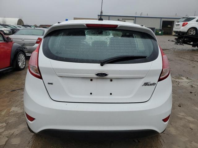  FORD FIESTA 2015 White