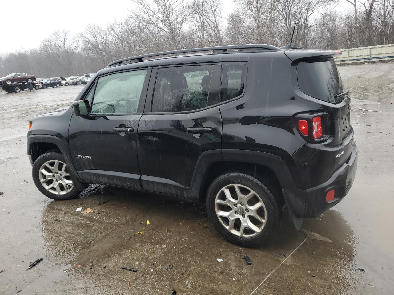 VIN ZACCJBBB2JPH36728 2018 JEEP RENEGADE no.2