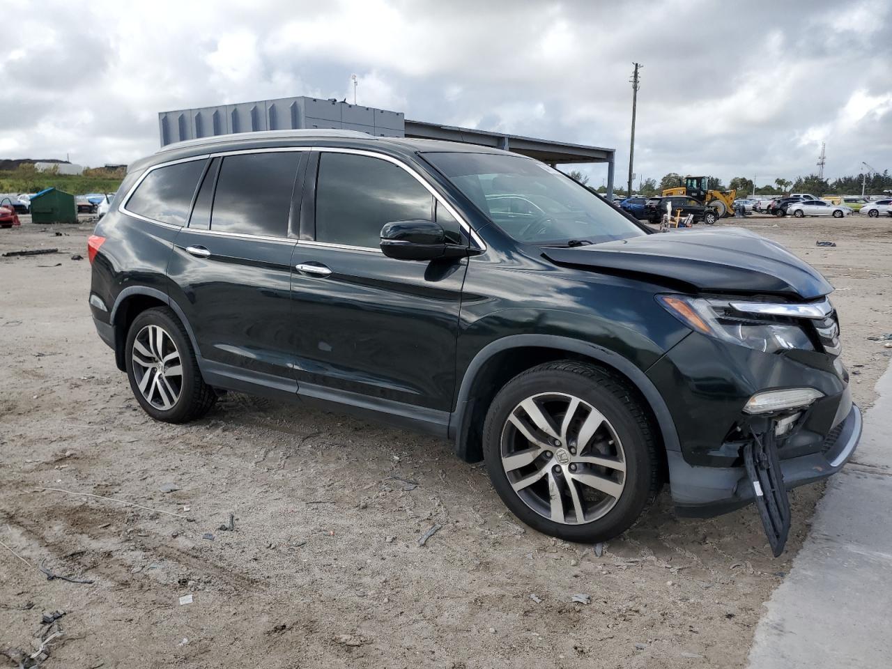 VIN 5FNYF6H07GB020671 2016 HONDA PILOT no.4