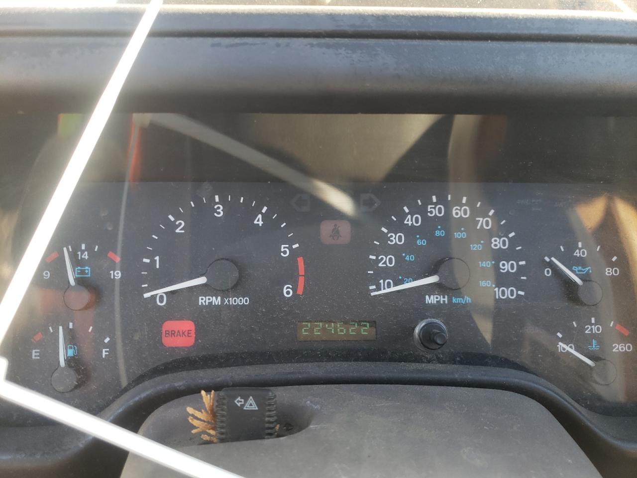 1998 Jeep Wrangler / Tj Sport VIN: 1J4FY19S3WP714437 Lot: 82819954