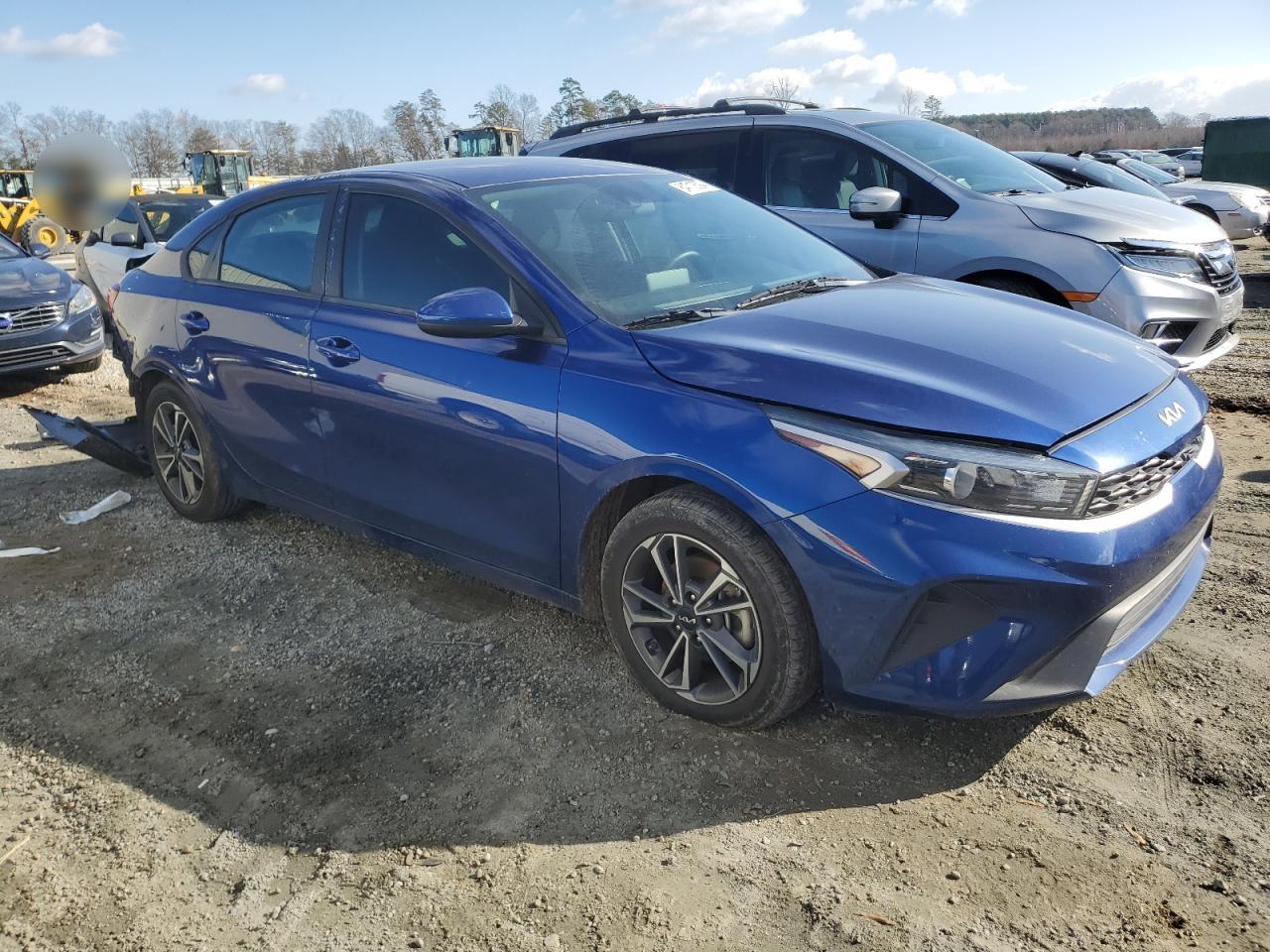 2022 Kia Forte - Image 4