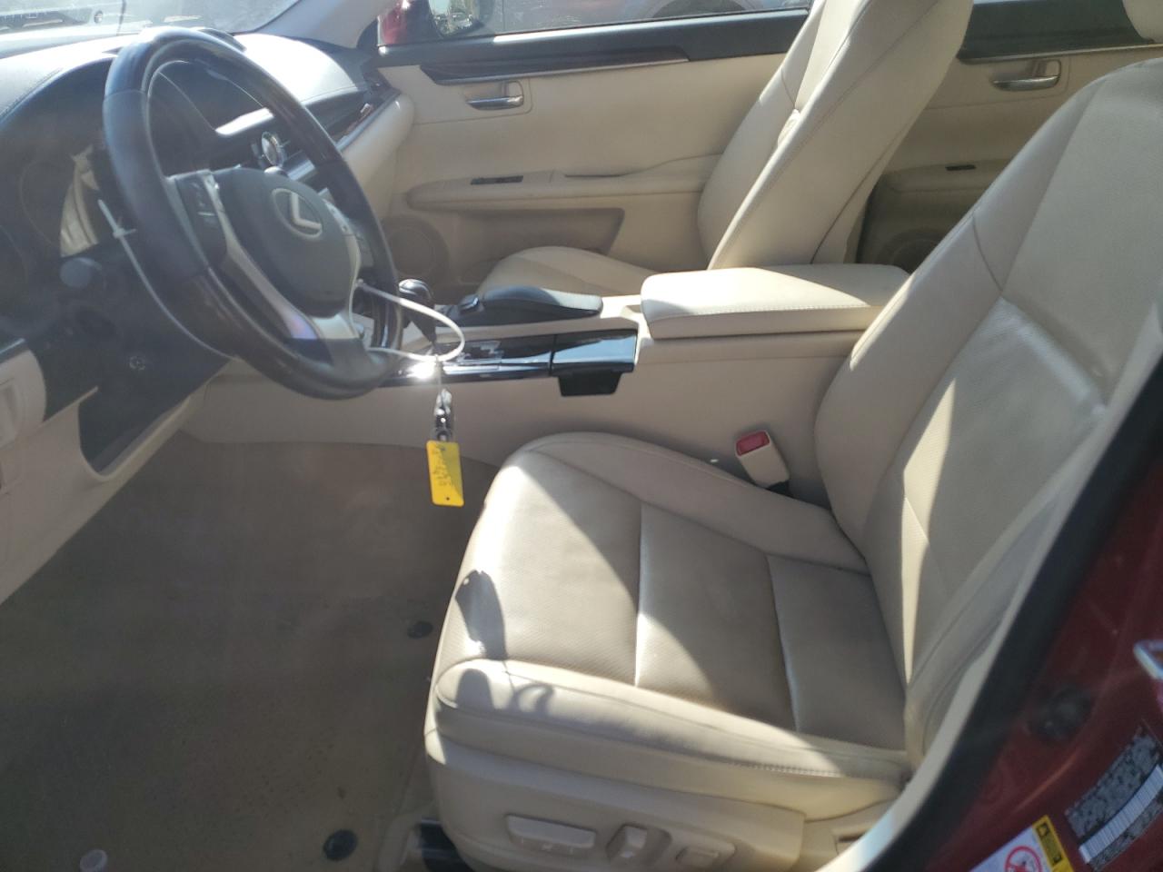 2013 Lexus ES - Image 7