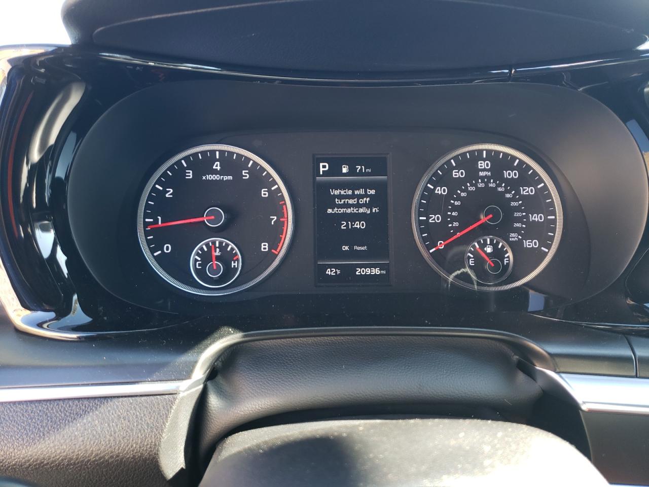 2024 Kia K5 - Image 9