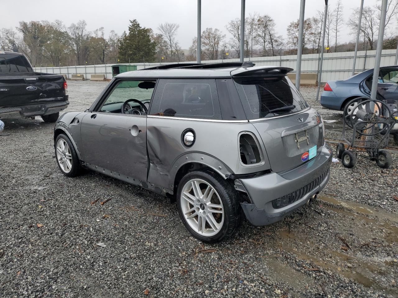 2007 MINI Cooper - Image 2