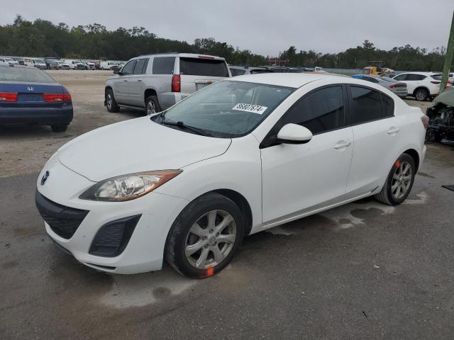 2011 Mazda 3 I