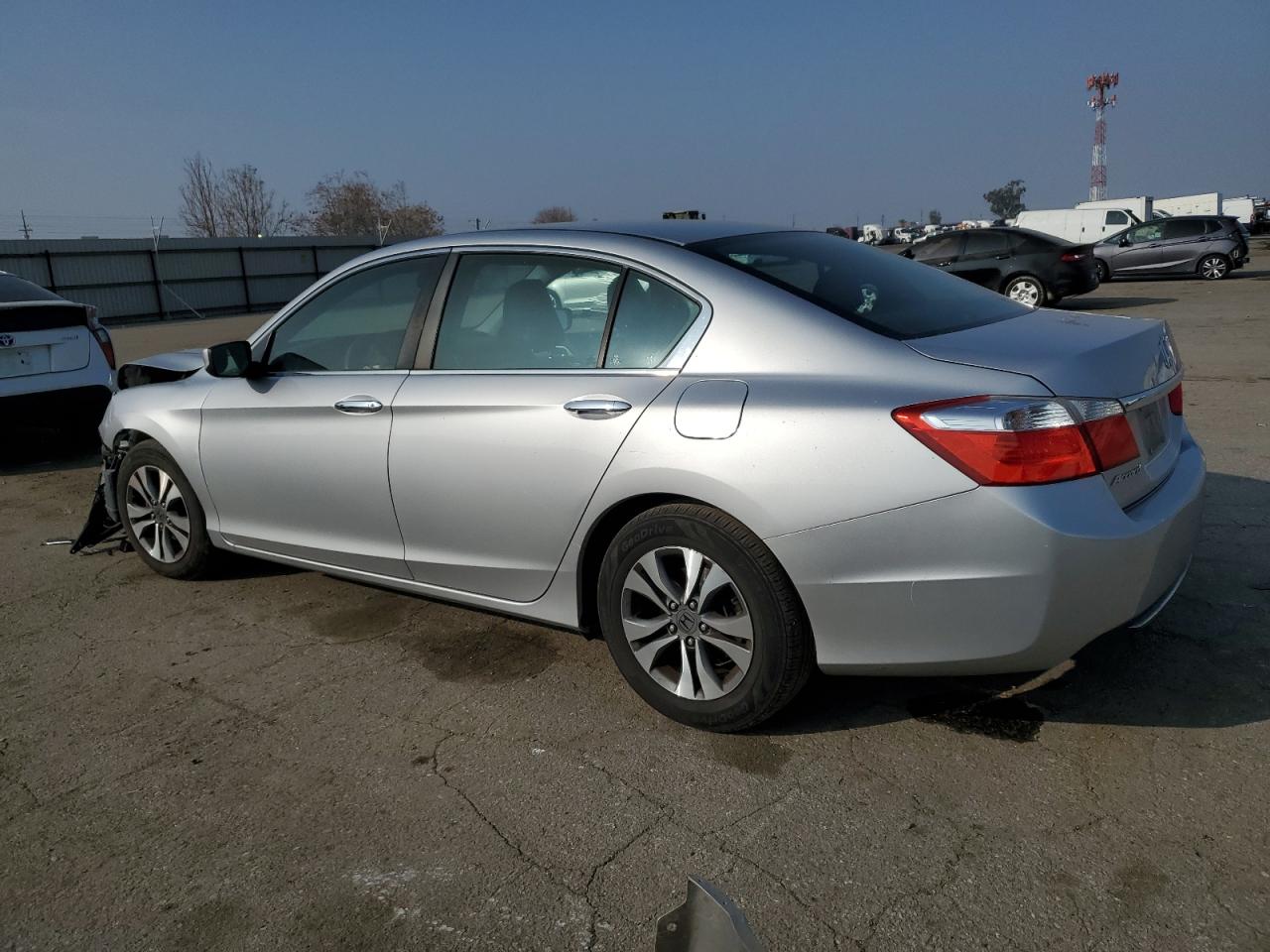 VIN 1HGCR2F36DA043355 2013 HONDA ACCORD no.2