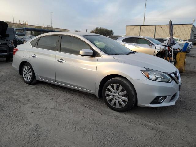  NISSAN SENTRA 2017 Srebrny