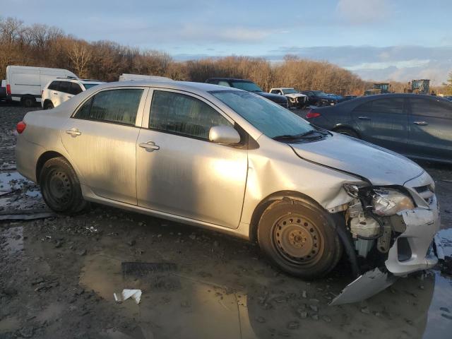  TOYOTA COROLLA 2013 Silver