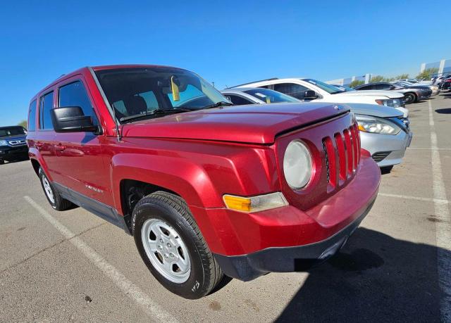 Паркетники JEEP PATRIOT 2014 Червоний