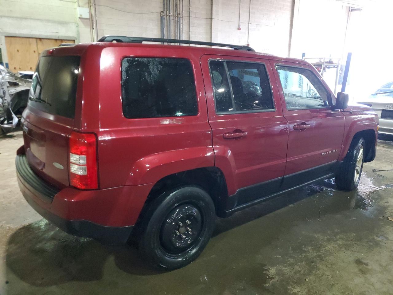 VIN 1C4NJPFB0DD137619 2013 JEEP PATRIOT no.3