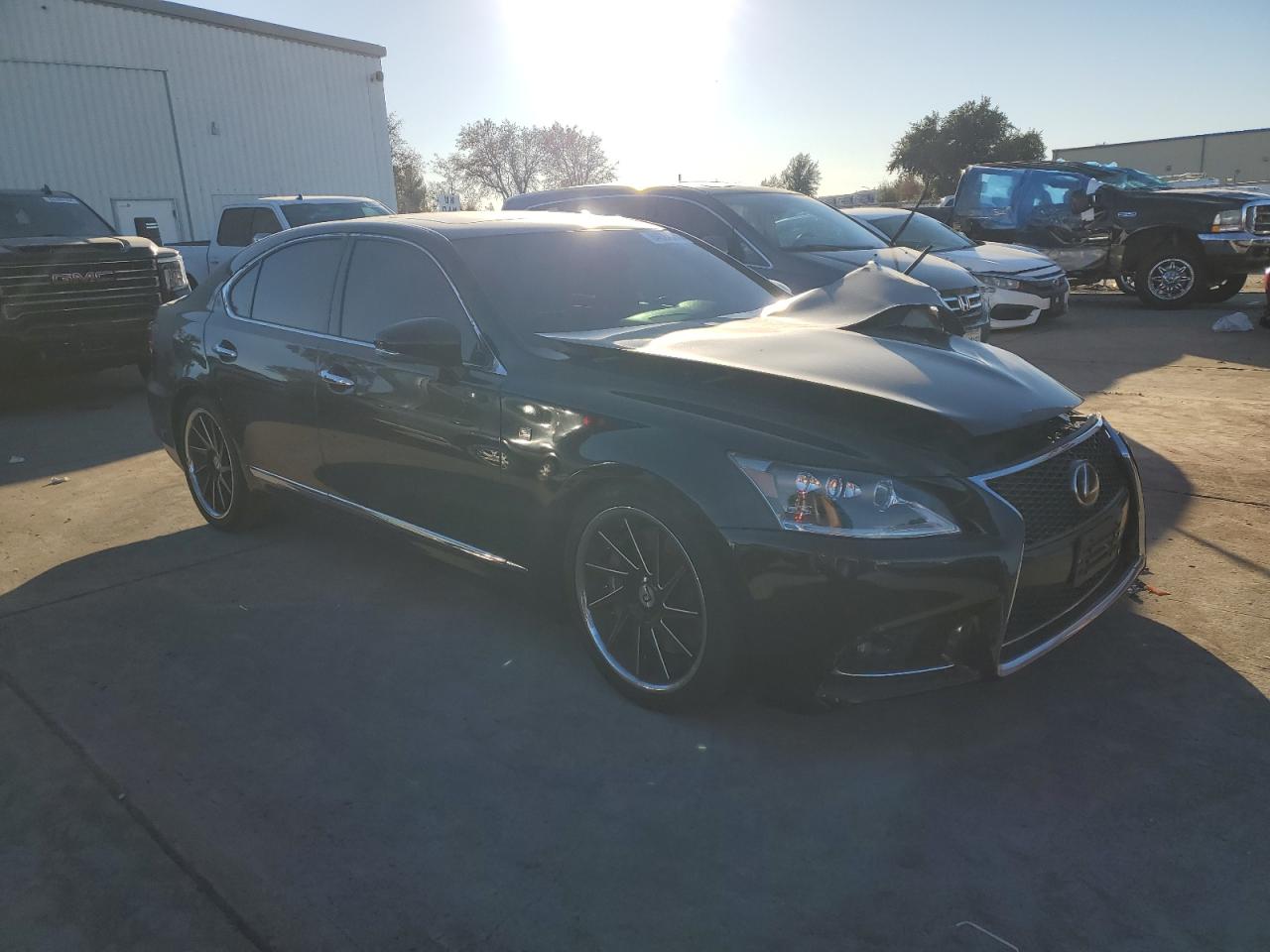 VIN JTHBL5EFXG5139185 2016 LEXUS LS460 no.4