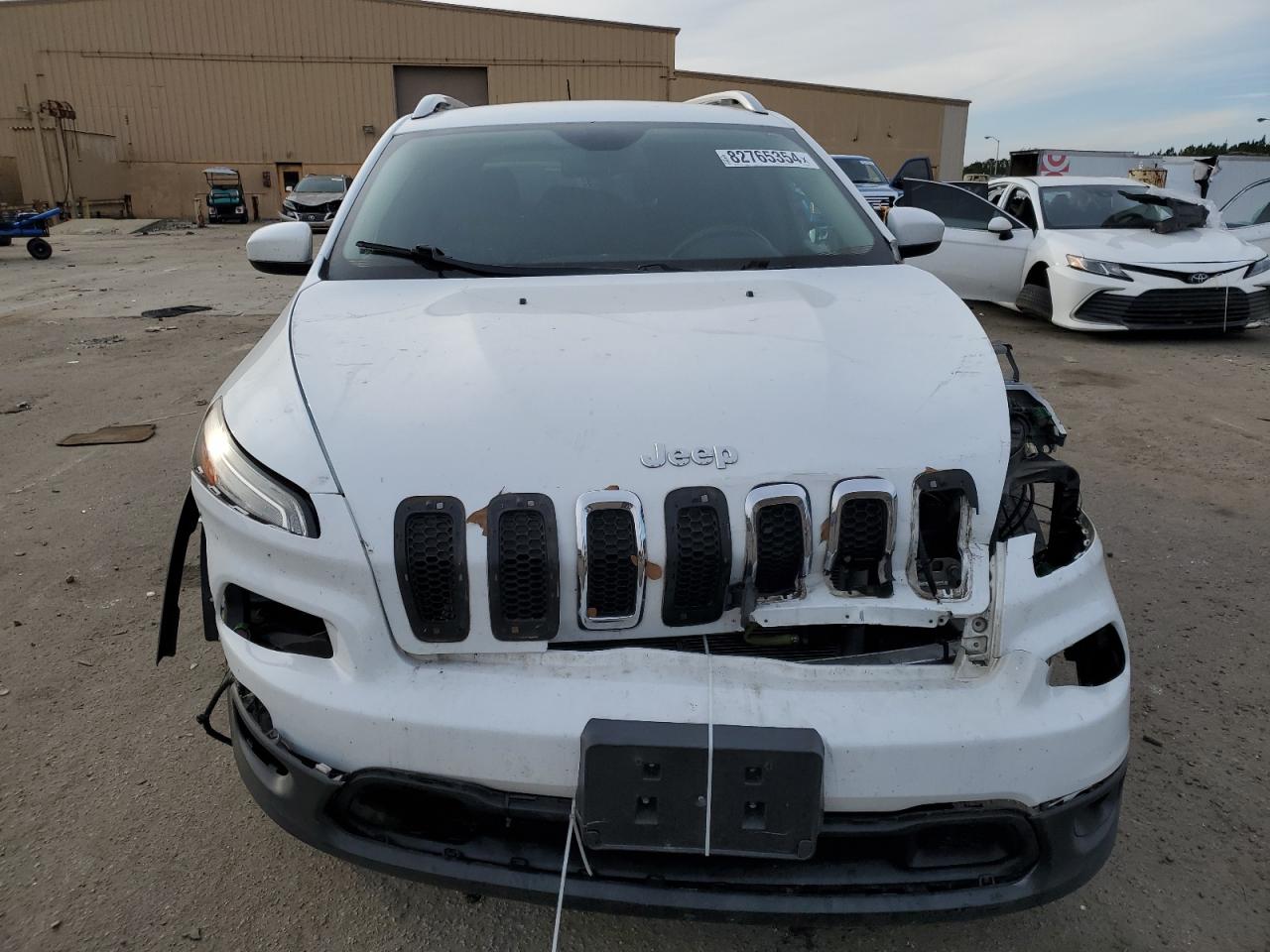 2015 Jeep Grand Cherokee - Image 5