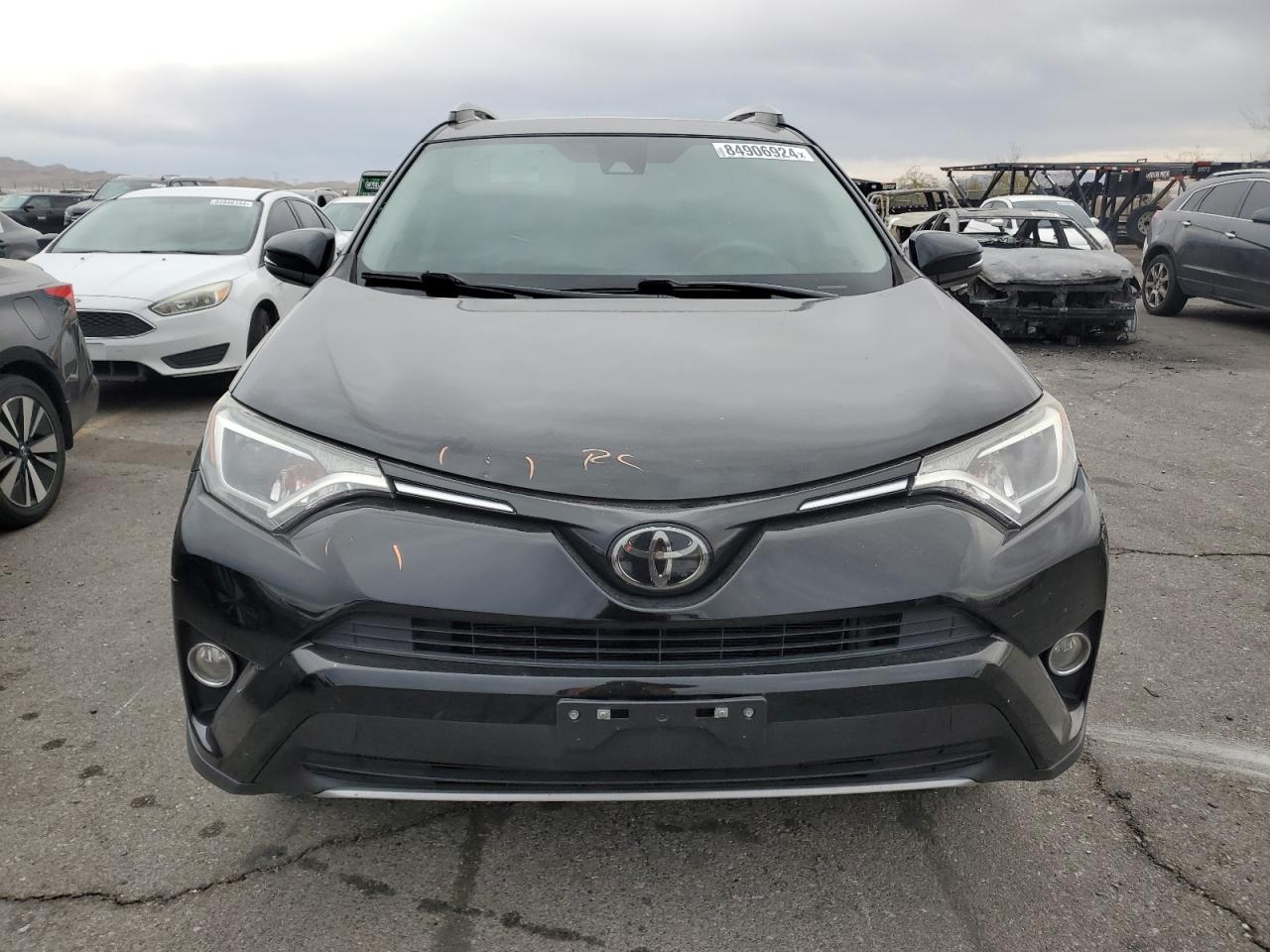 VIN 2T3RFREVXJW784327 2018 TOYOTA RAV4 no.5