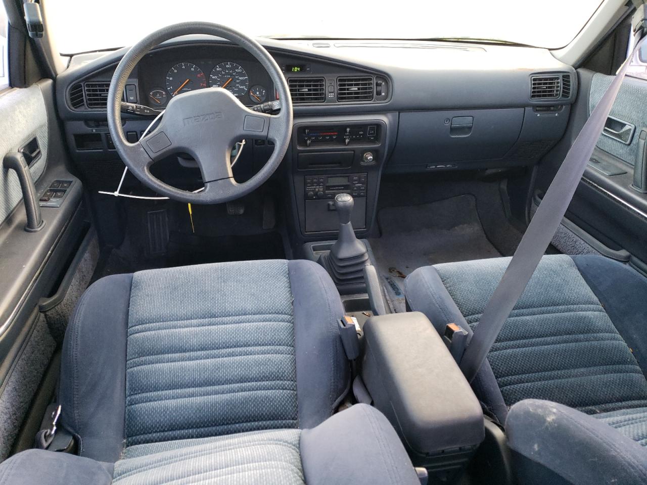 1992 Mazda 626 Dx VIN: 1YVGD22B7N5214355 Lot: 86899014