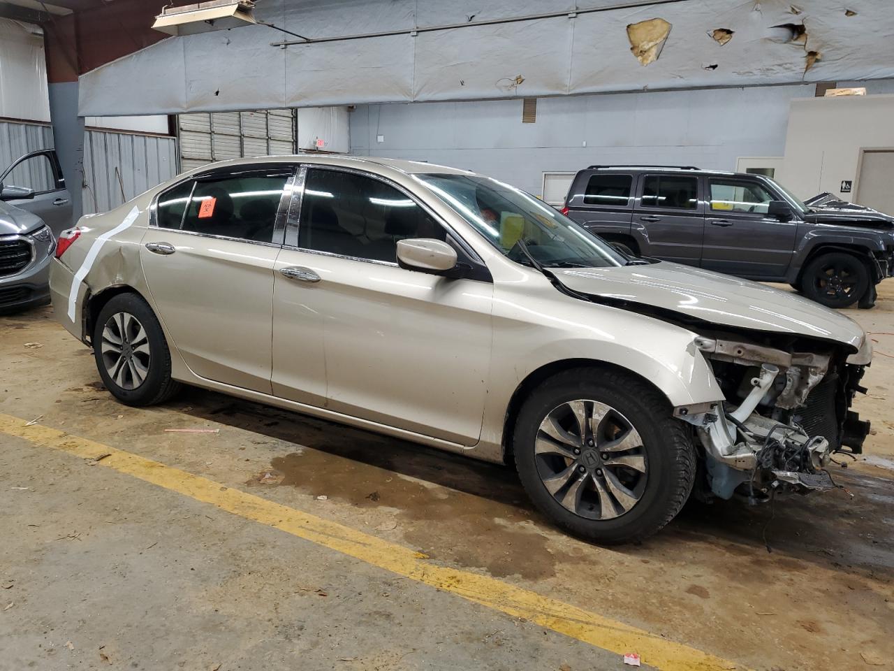 VIN 1HGCR2F39FA175951 2015 HONDA ACCORD no.4