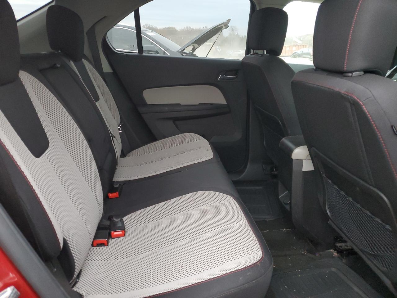 2015 Chevrolet Equinox - Image 11