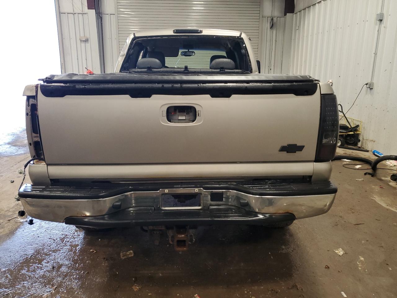 2003 Chevrolet Silverado - Image 6