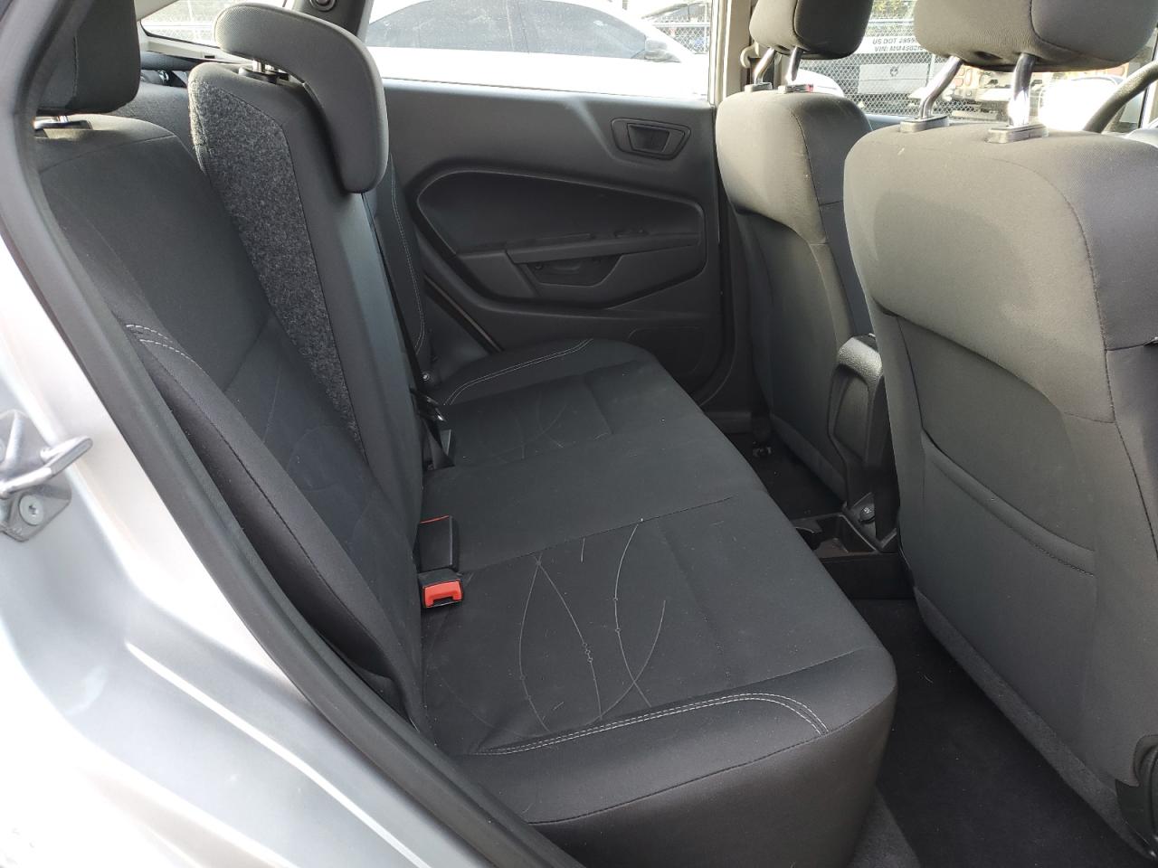 2018 Ford Fiesta - Image 10