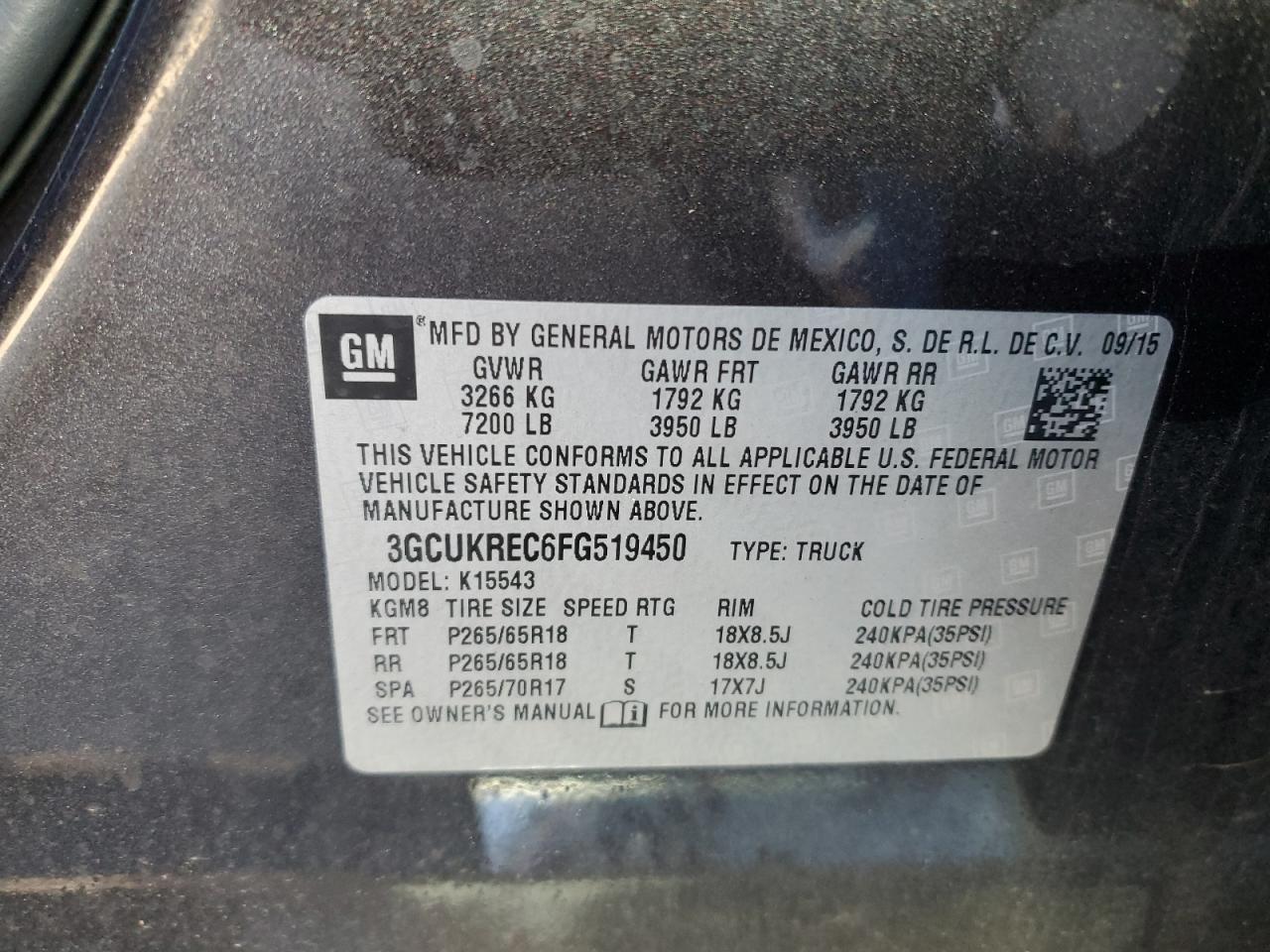 2015 Chevrolet Silverado - Image 12