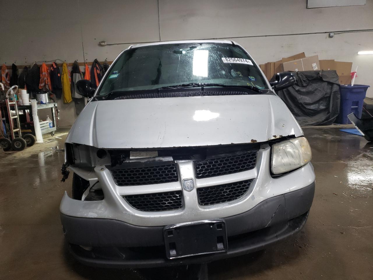 2002 Dodge Caravan - Image 5