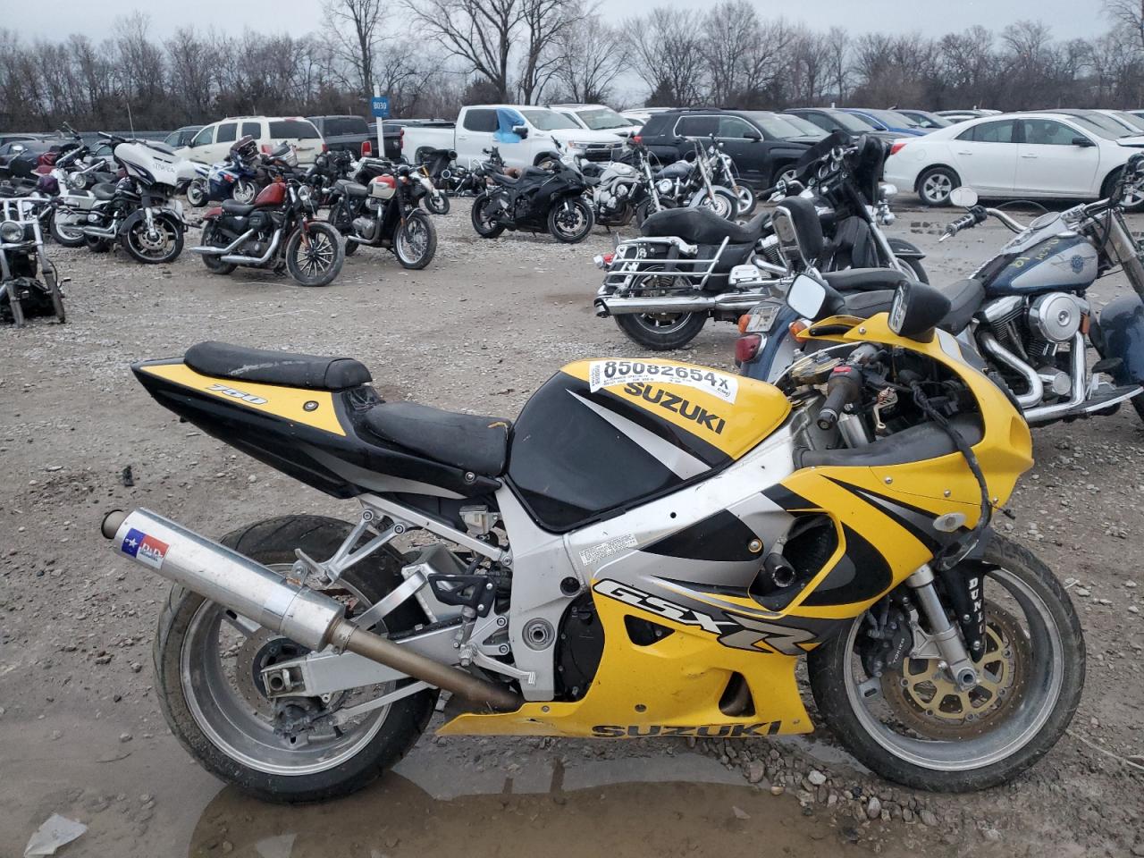 2000 Suzuki Gsx-R750 for Sale in Des Moines, IA - Front End