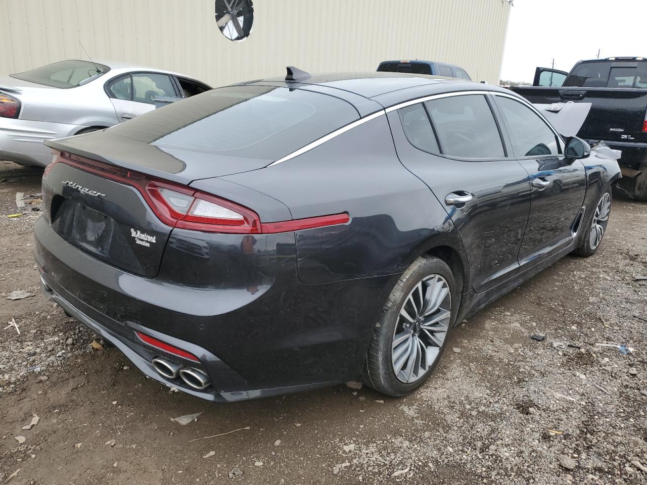 VIN KNAE15LA0K6067750 2019 KIA STINGER no.3