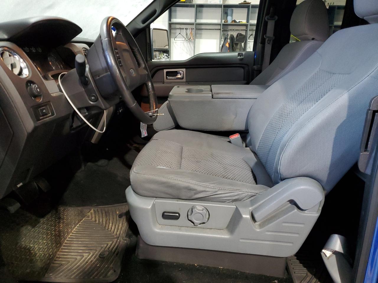 2011 Ford F-150 - Image 7