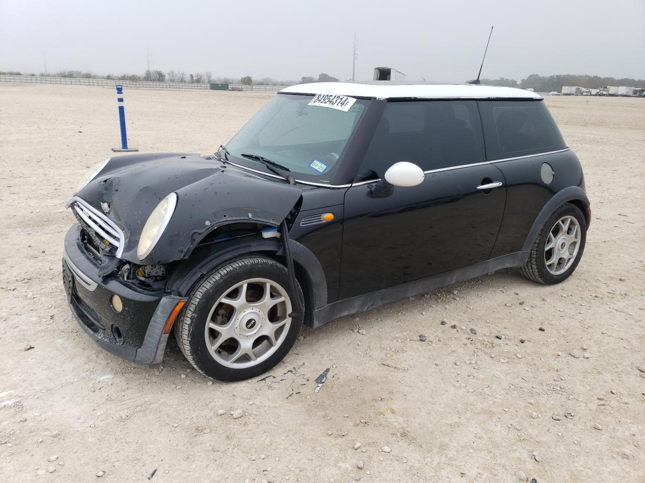 2005 MINI Cooper - Image 1