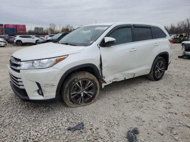  TOYOTA HIGHLANDER 2017 Белый