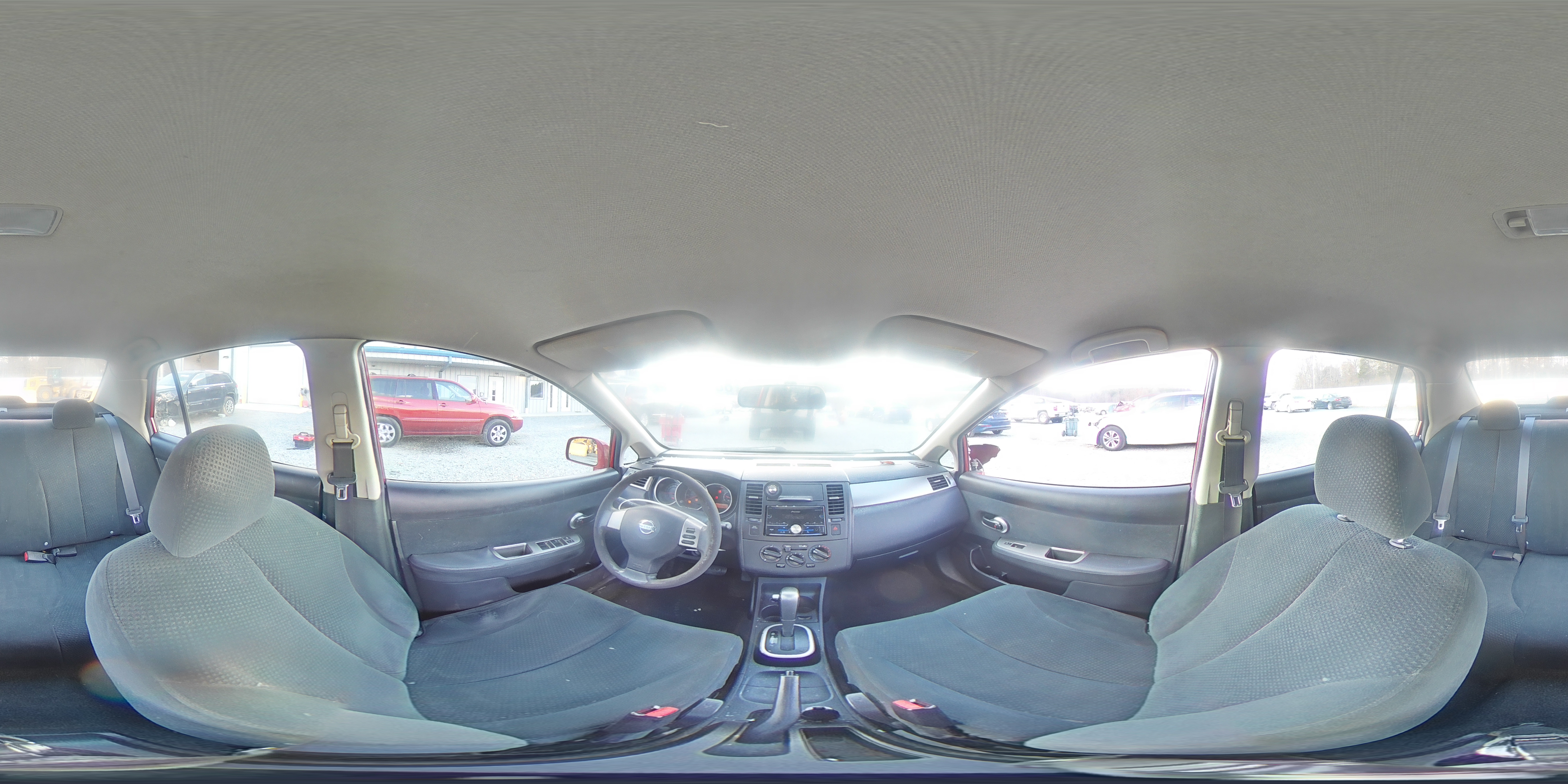 2010 Nissan Versa - Image 12