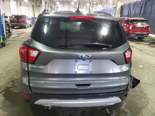  FORD ESCAPE 2019 Серый