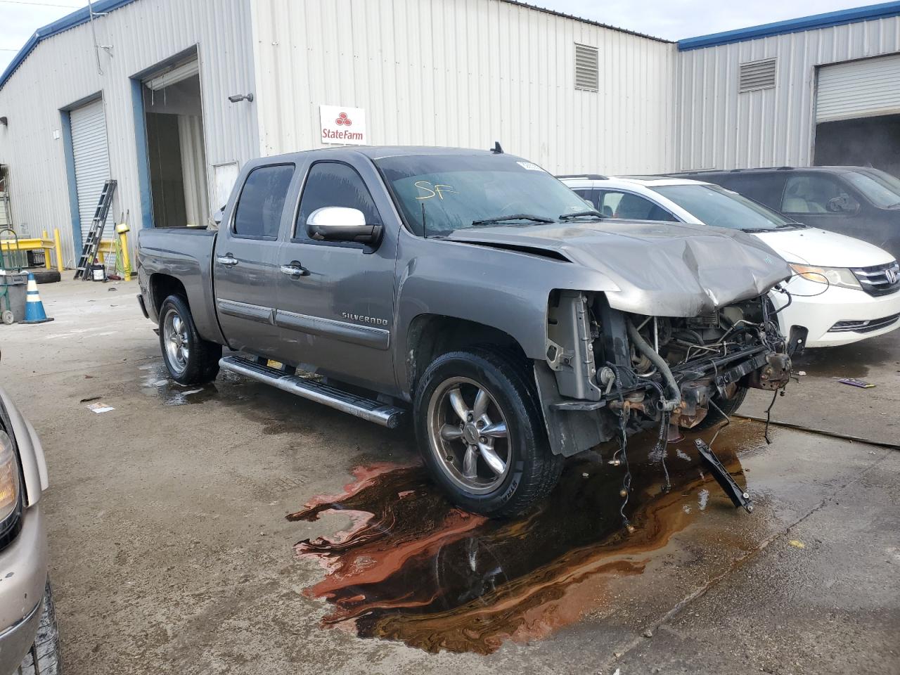 2013 Chevrolet Silverado - Image 4