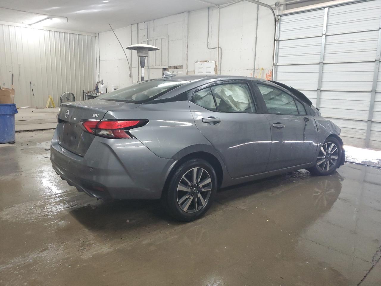 2021 Nissan Versa - Image 3