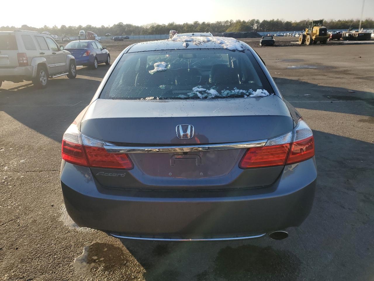 VIN 1HGCR2F83DA178370 2013 HONDA ACCORD no.6