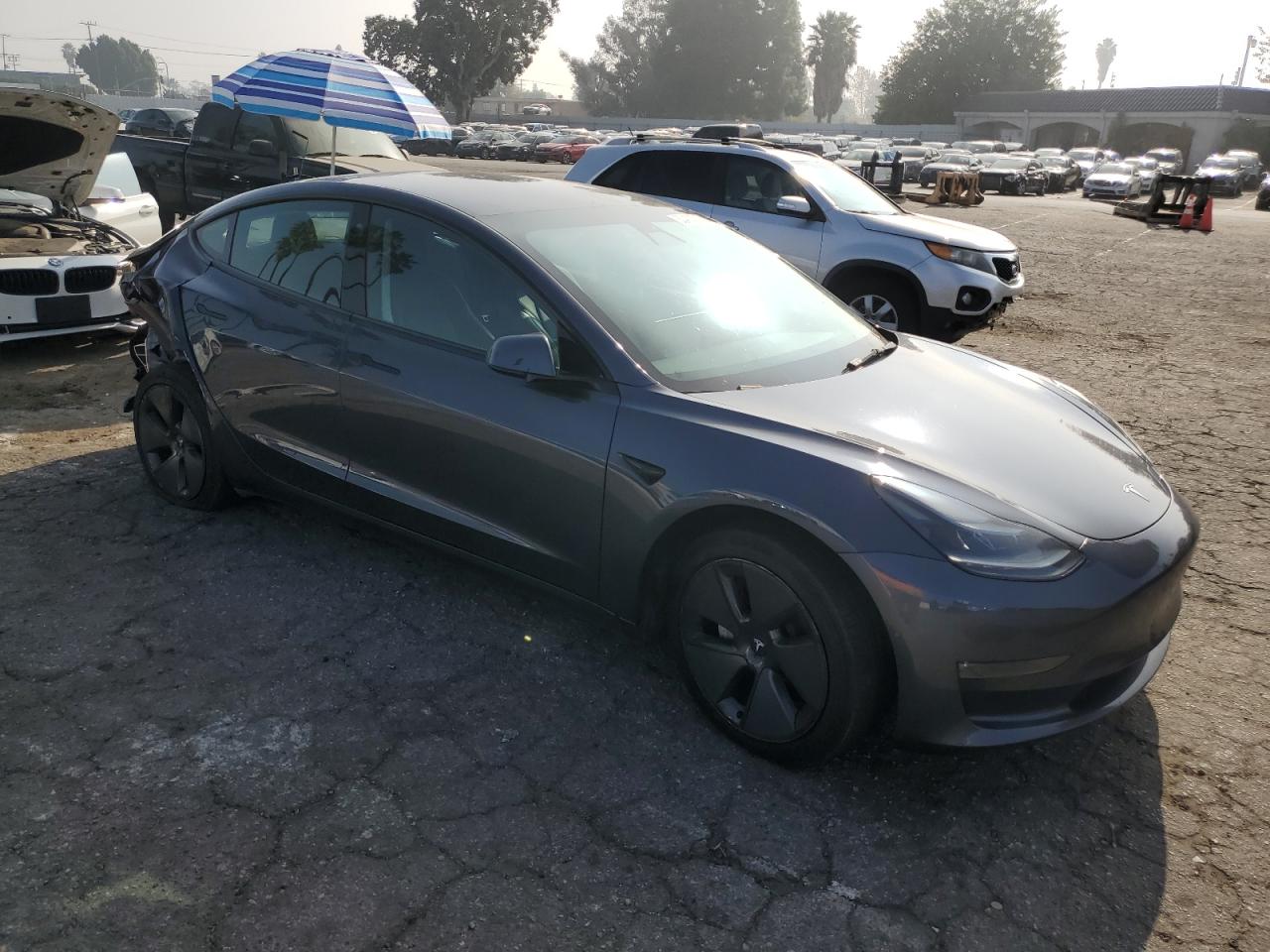 VIN 5YJ3E1EB4NF108676 2022 TESLA MODEL 3 no.4