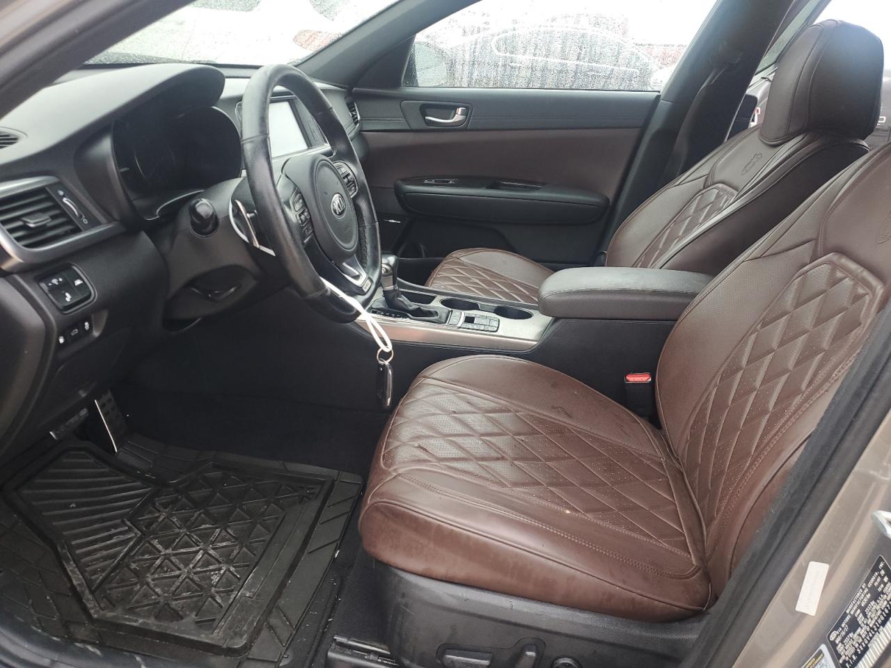 2017 Kia Optima - Image 7