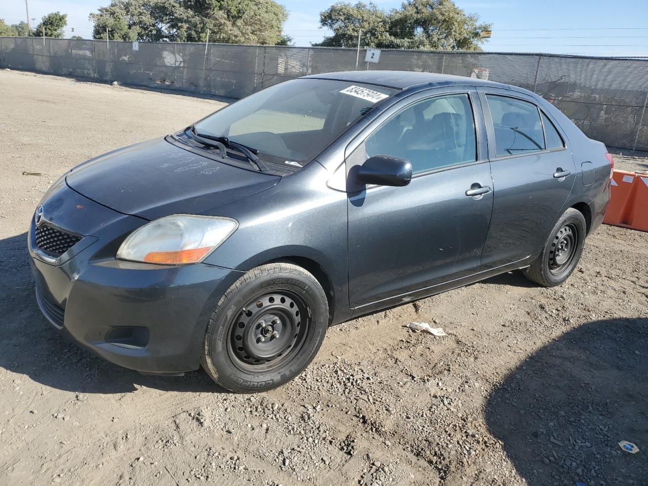 2010 Toyota Yaris - Image 1