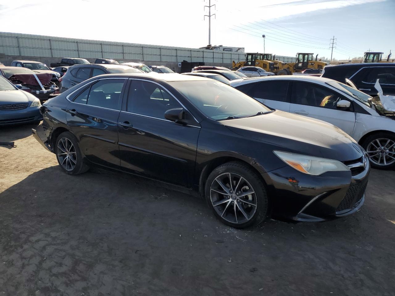 VIN 4T1BF1FK6GU167225 2016 TOYOTA CAMRY no.4