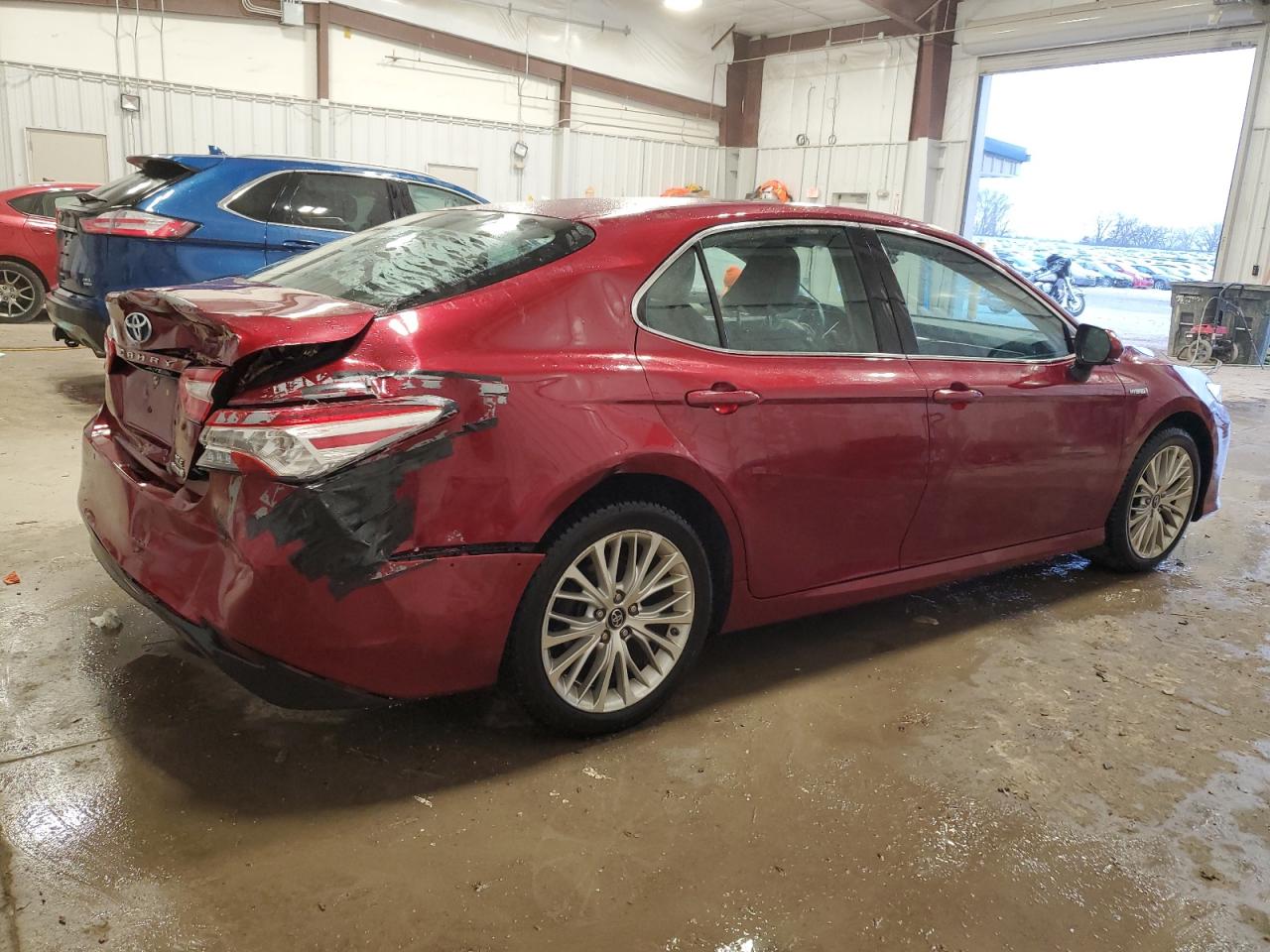 VIN 4T1B21HK2JU500729 2018 TOYOTA CAMRY no.3