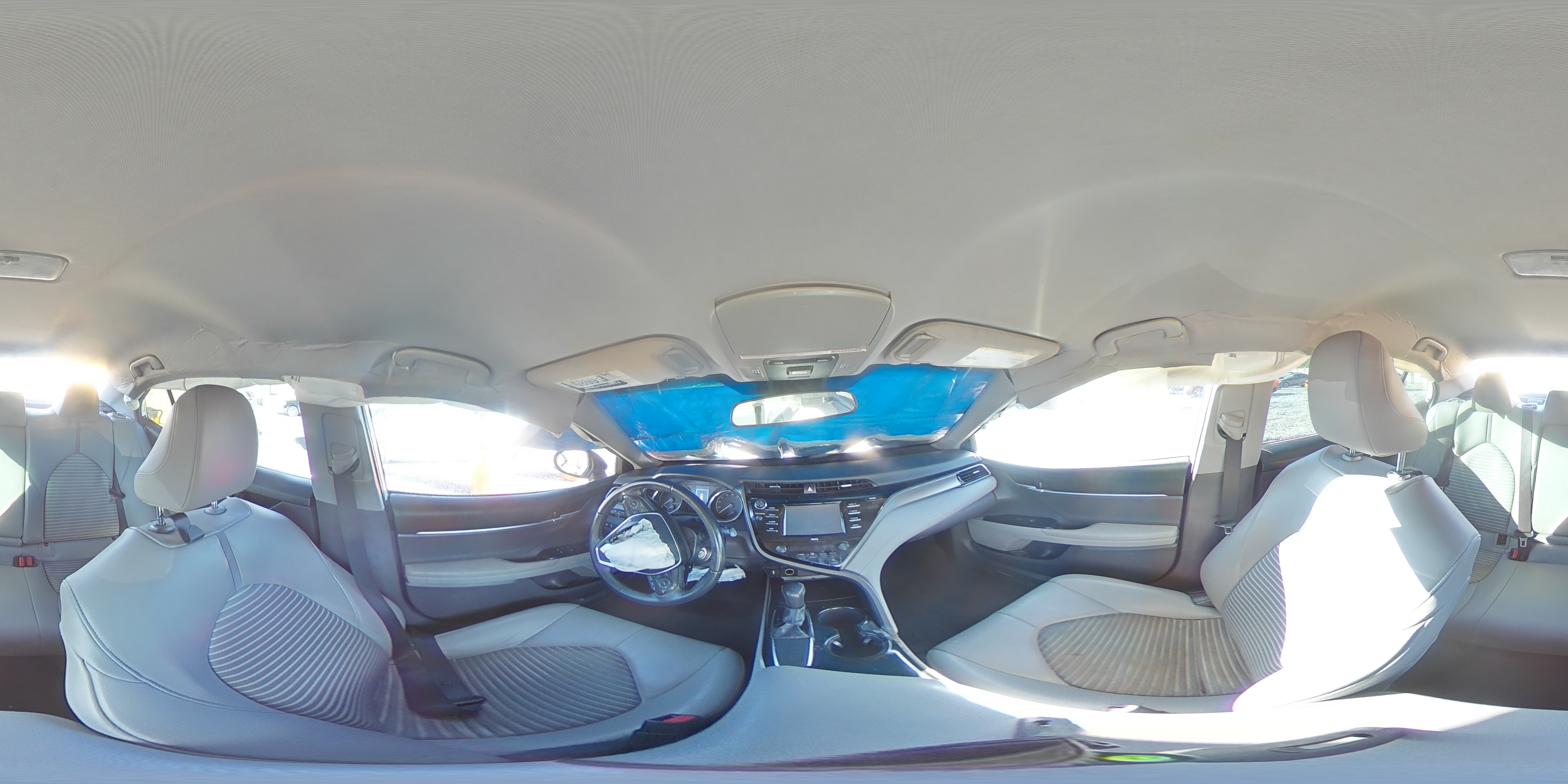 2020 Toyota Camry - Image 14