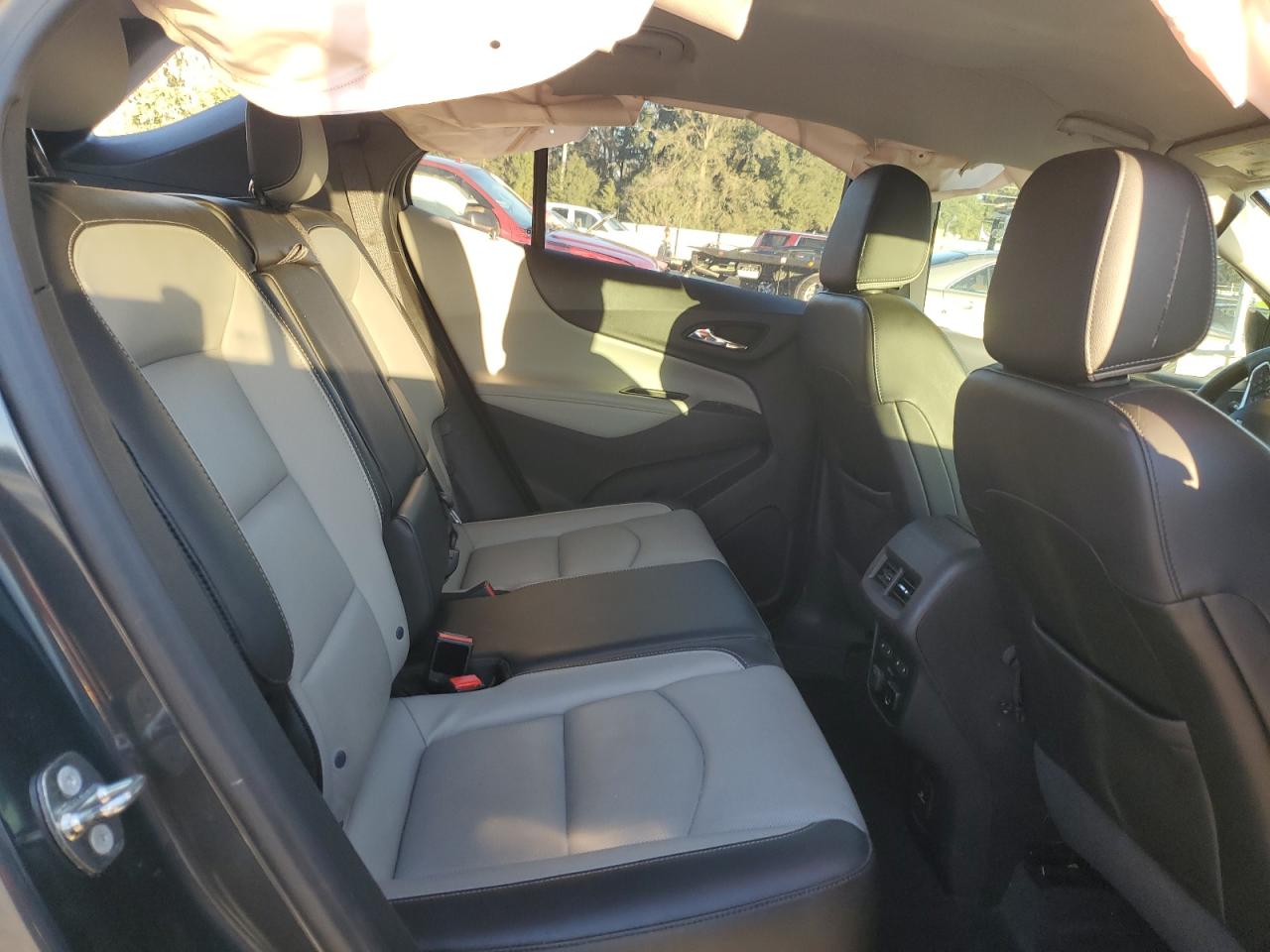 2018 Chevrolet Equinox - Image 11