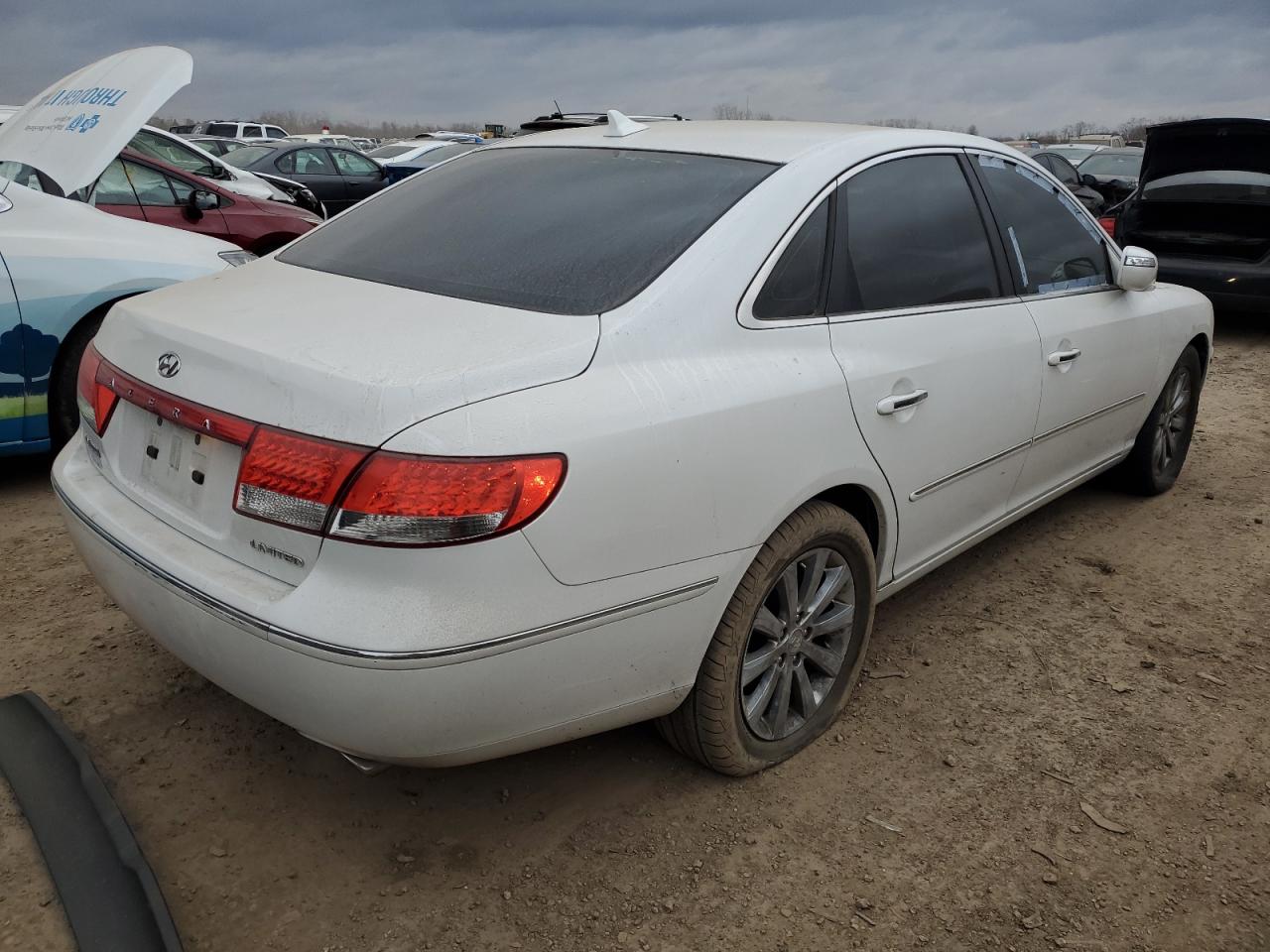 2009 Hyundai Azera - Image 3
