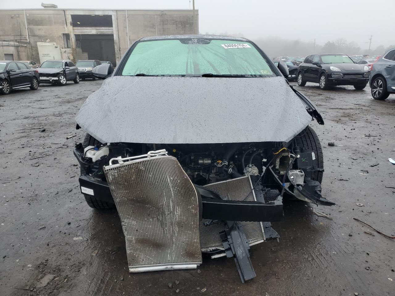 2018 Hyundai Elantra - Image 5