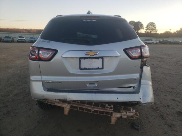  CHEVROLET TRAVERSE 2017 Srebrny
