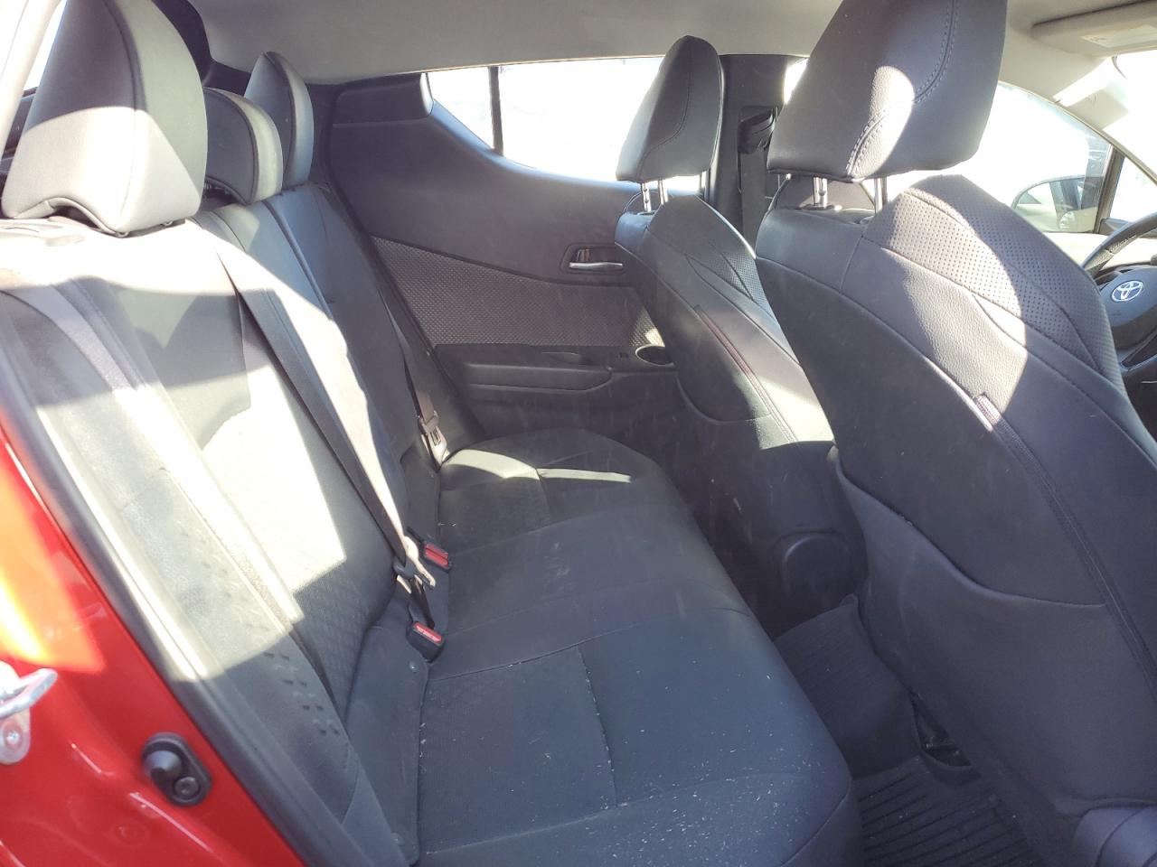 2021 Toyota C-HR - Image 10