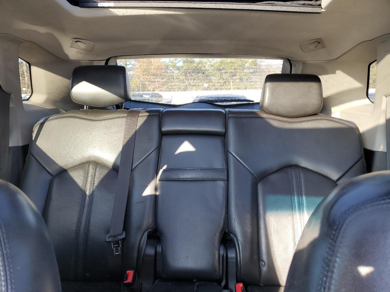 2011 Cadillac SRX - Image 10