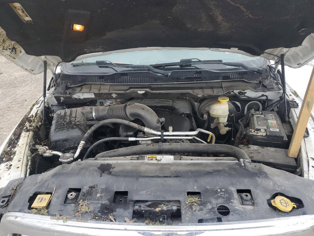2016 RAM 1500 - Image 12
